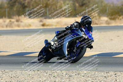 media/Jan-09-2022-SoCal Trackdays (Sun) [[2b1fec8404]]/Turn 6 (1035am)/